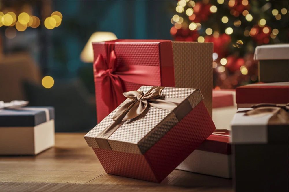 From Crystal to Cufflinks: Luxury Gift Ideas for the Person Who Has Everything