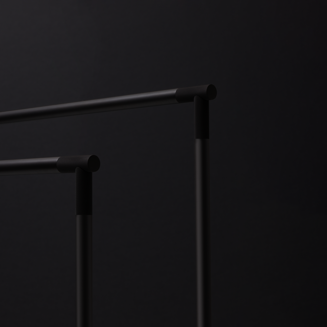black matte/black towel stand
