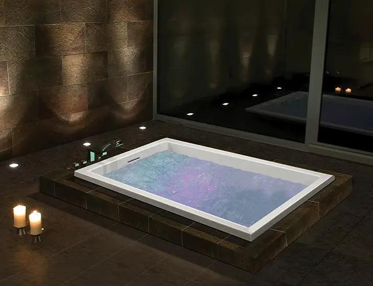 white bathtub