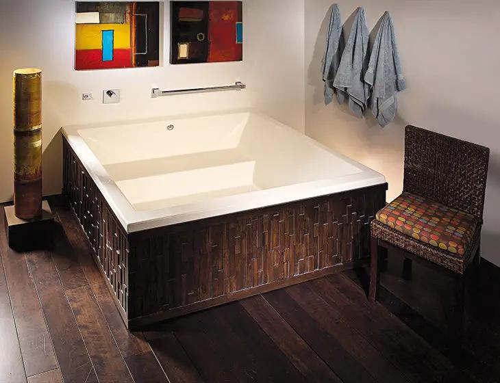 white bathtub