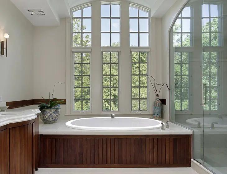 white bathtub