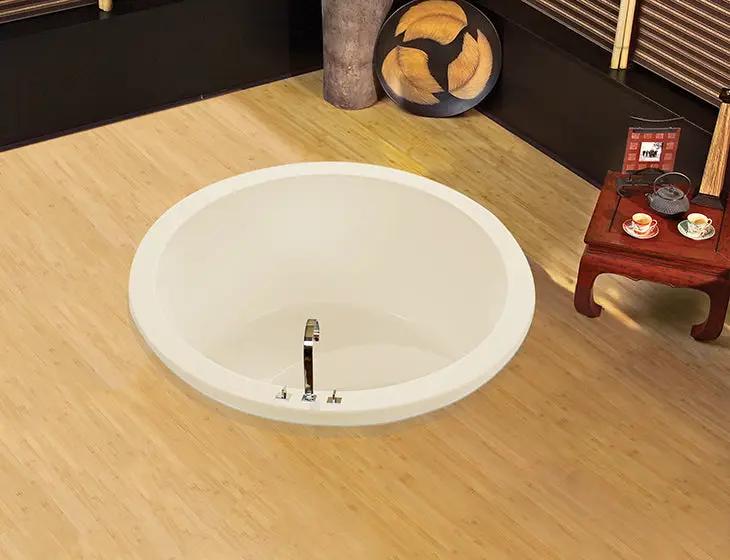 white bathtub