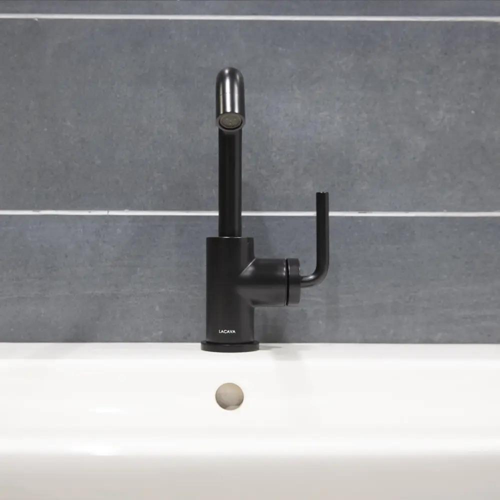 matte black faucet