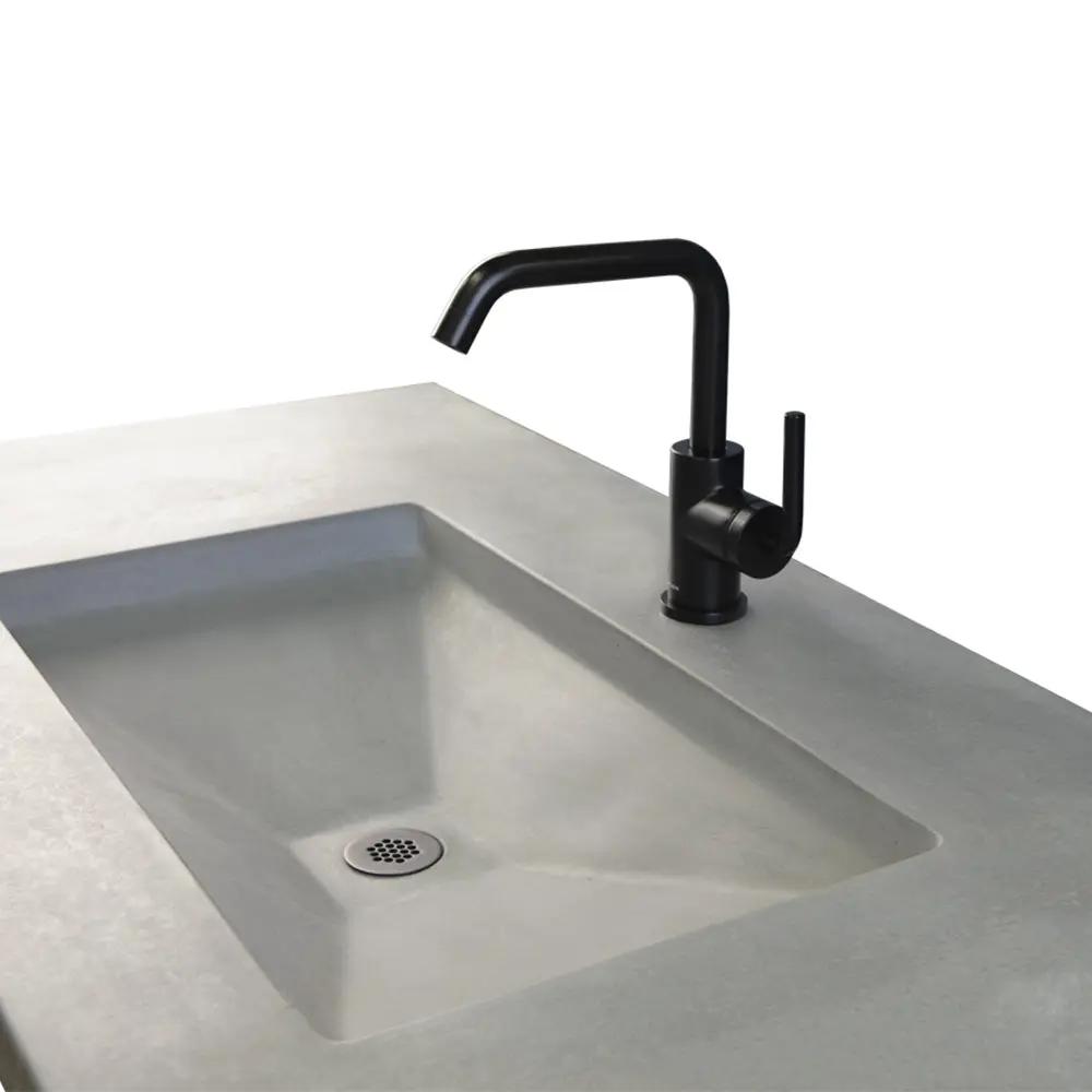 matte black faucet