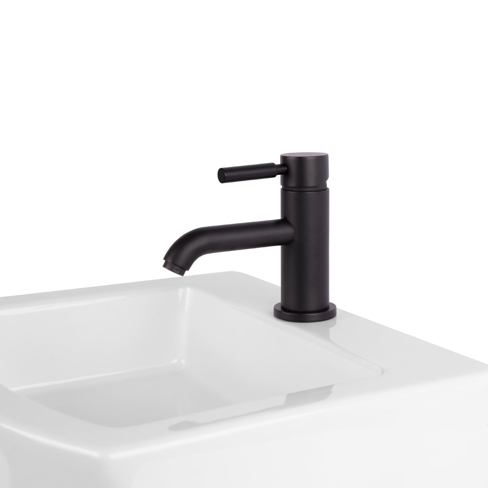 matte black faucet