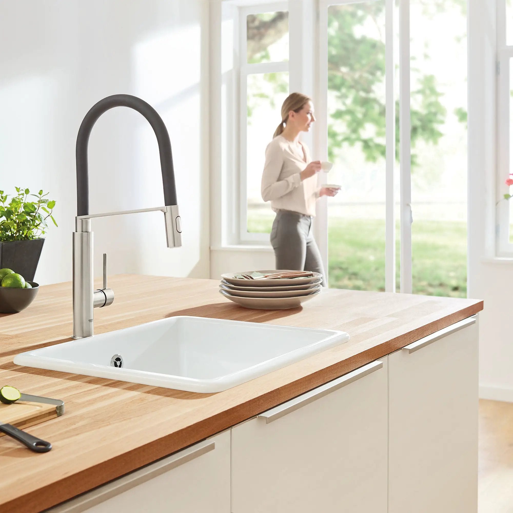 supersteel infinity kitchen faucet
