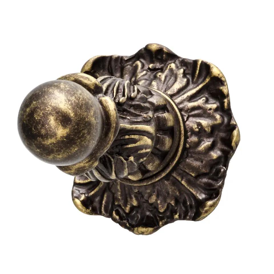 Carpe Diem Acanthus Hook Renaissance Style by Carpe Diem