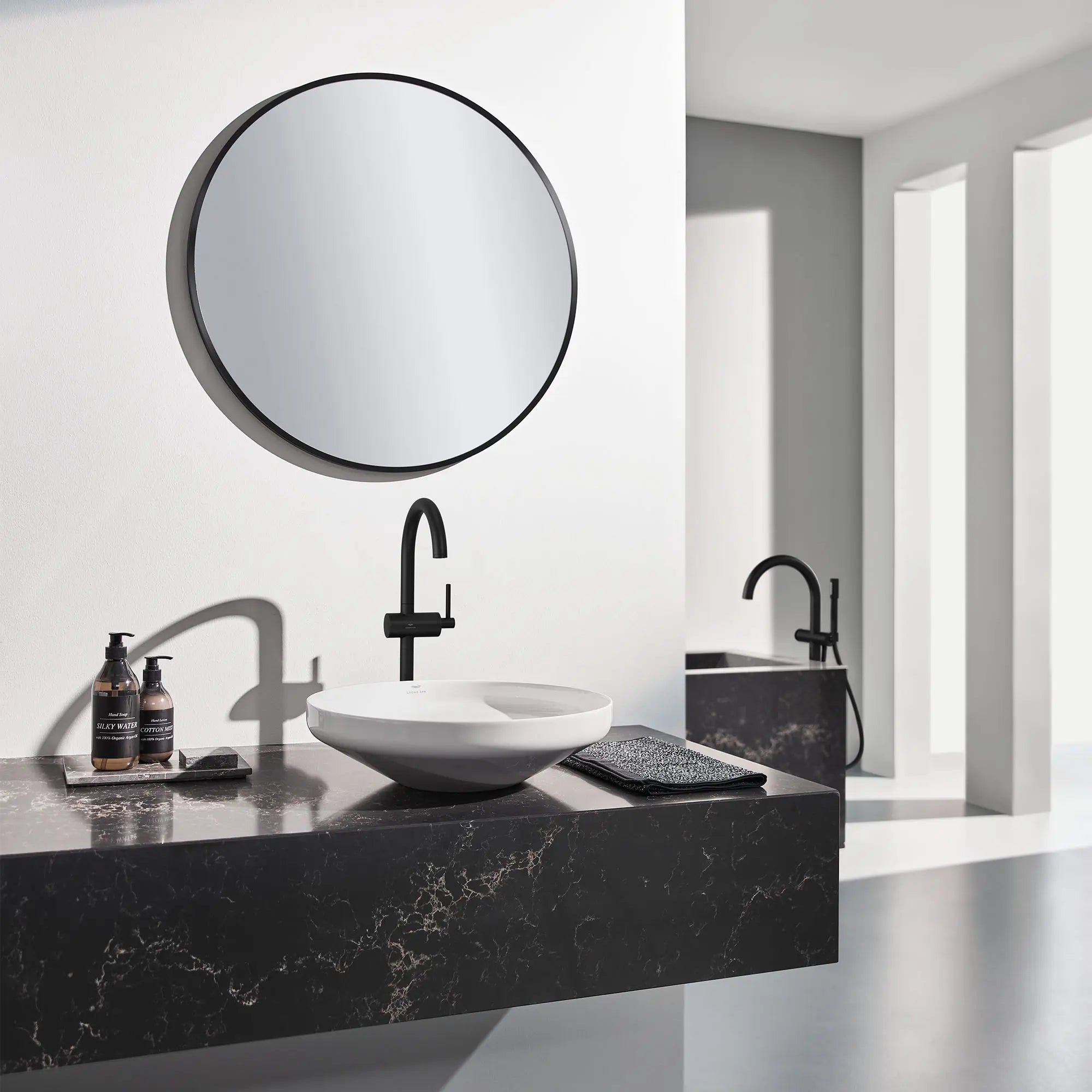 matte black bathroom faucet