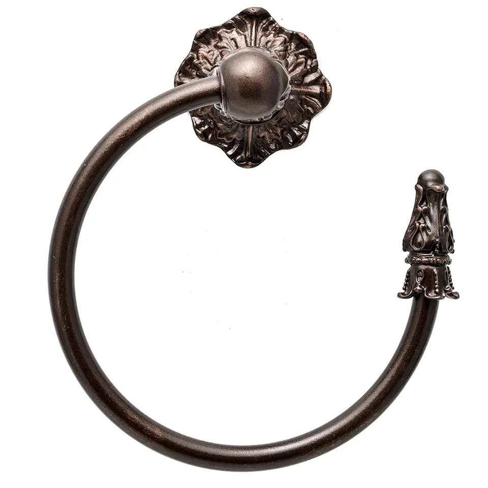 Carpe Diem Acanthus Swing Towel Smooth Ring Right Renaissance Style by Carpe Diem