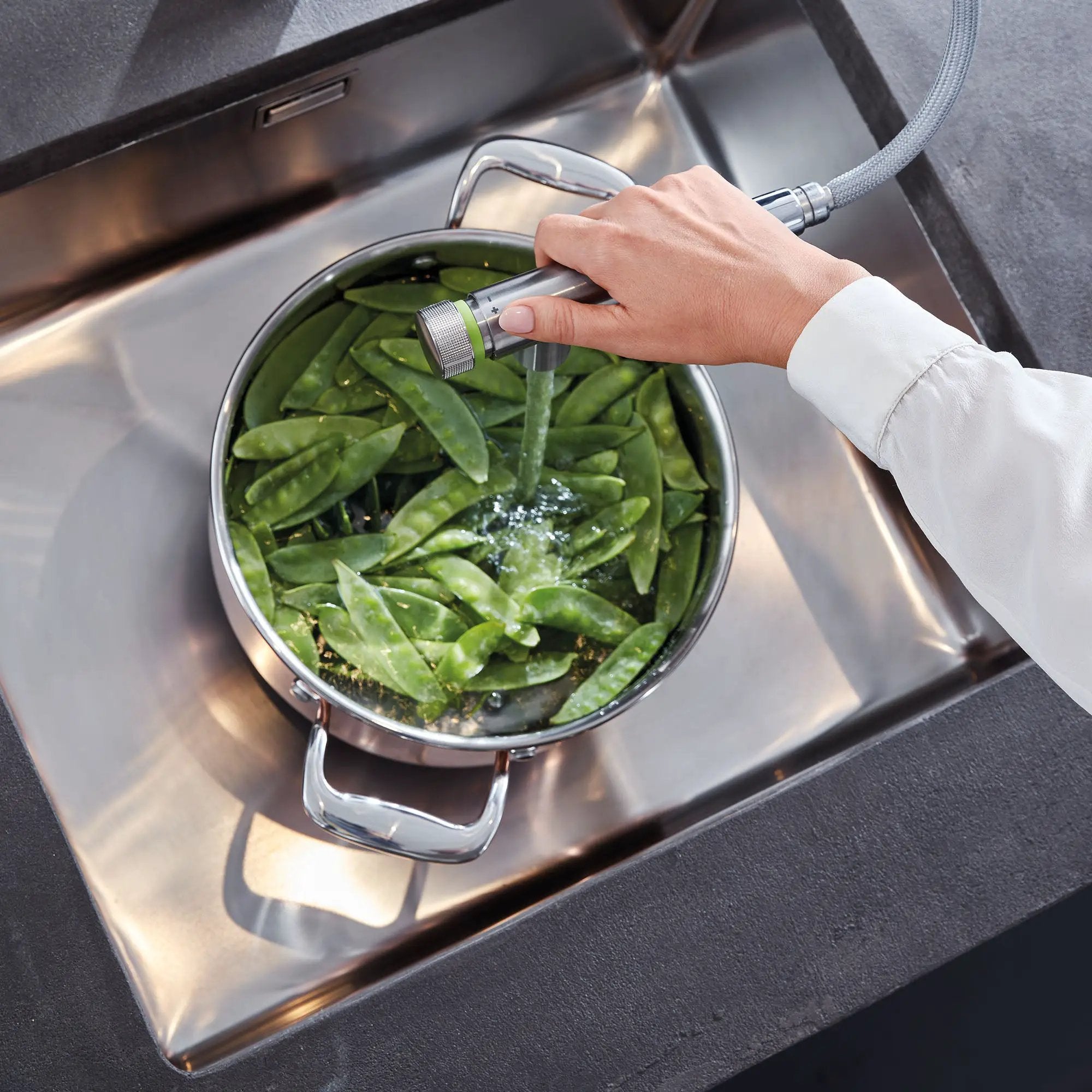 supersteel infinity kitchen faucet