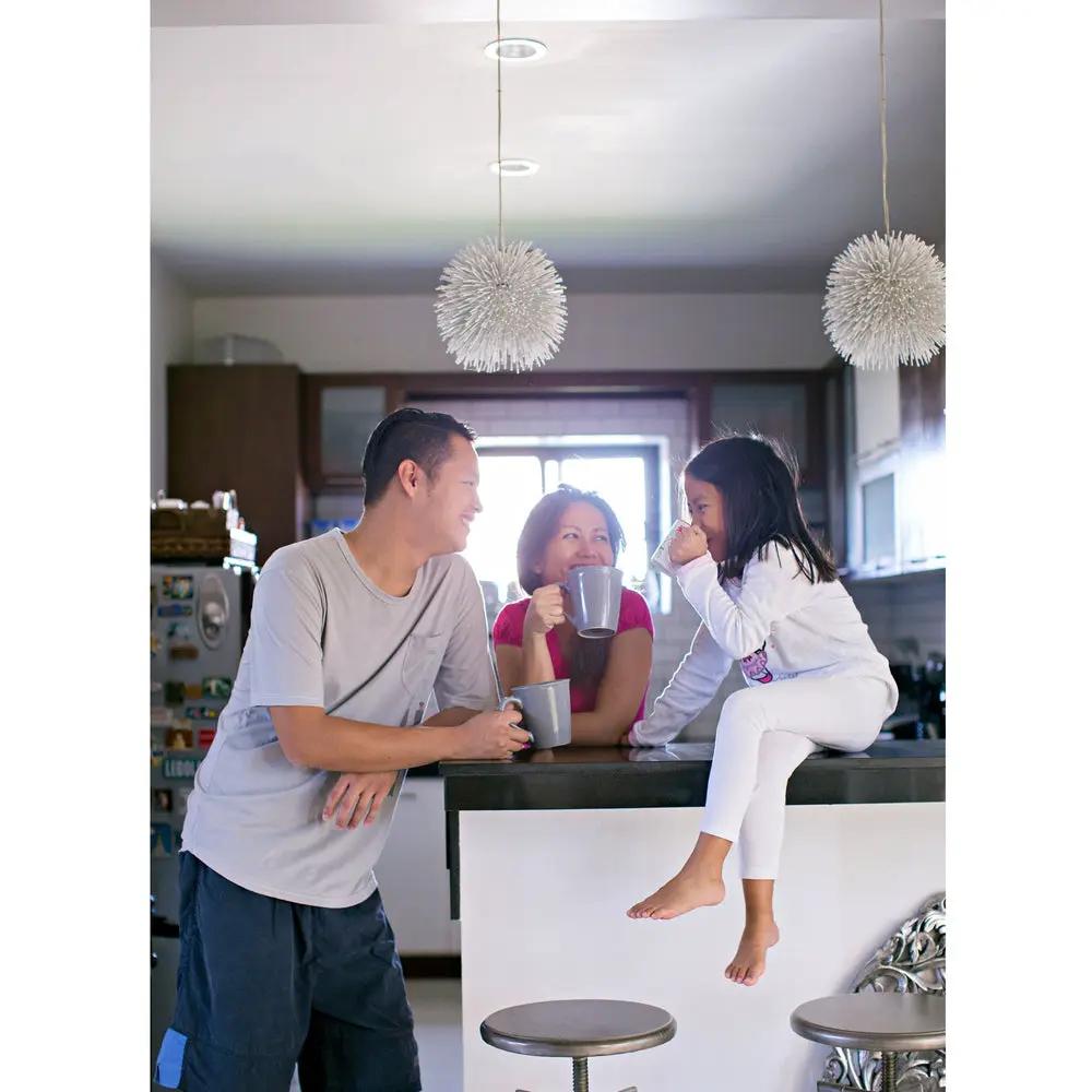 white pendant light