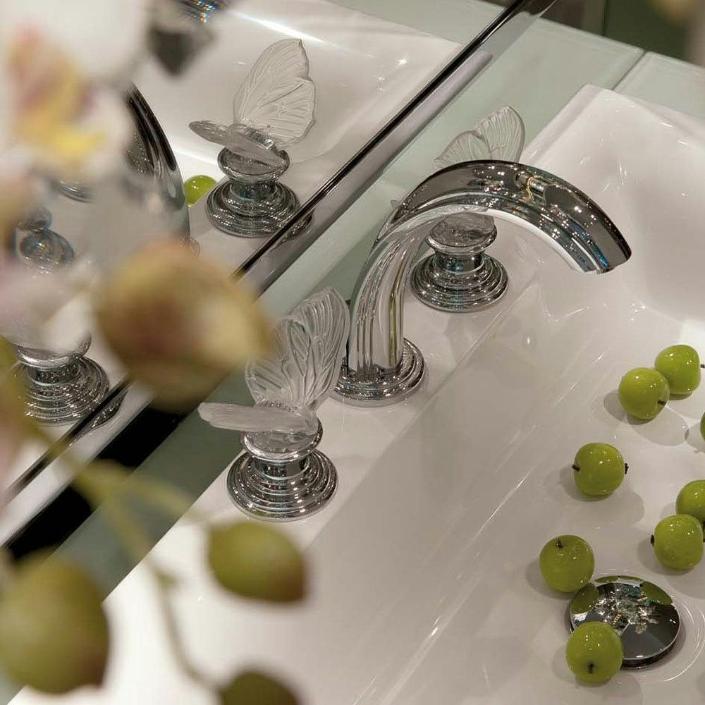 chrome polished faucet