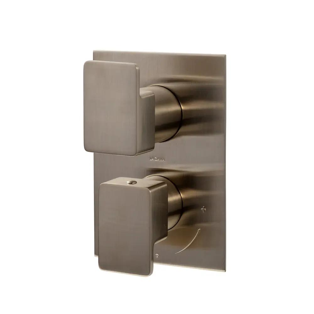 Lacava Eleganza Built-In Progressive Pressure Balancing Mixer by Lacava