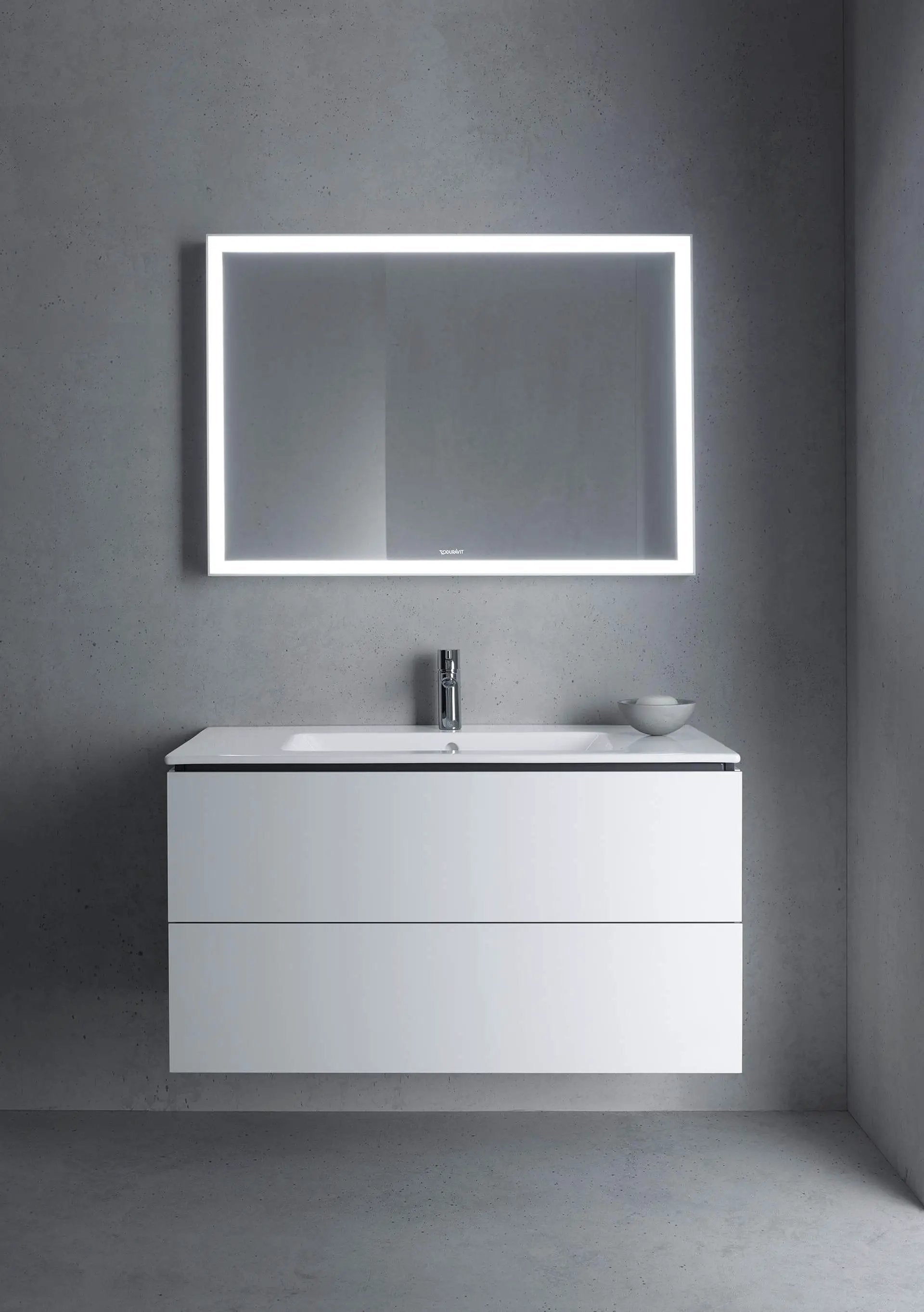 white sink