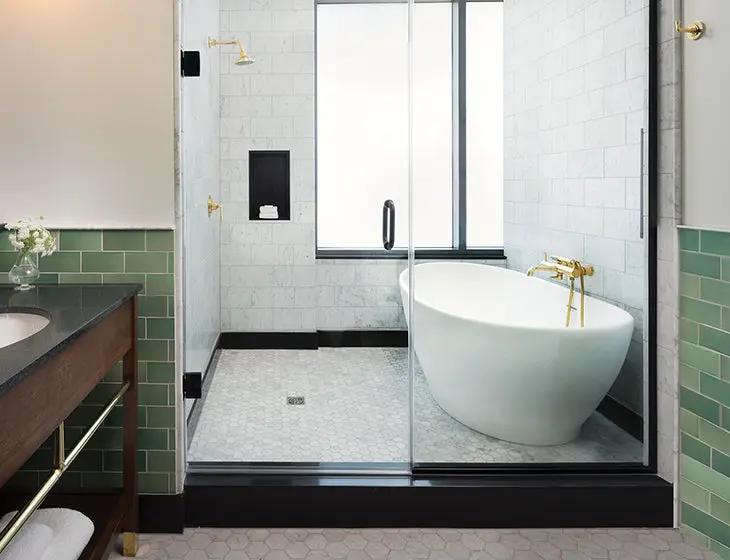white bathtub