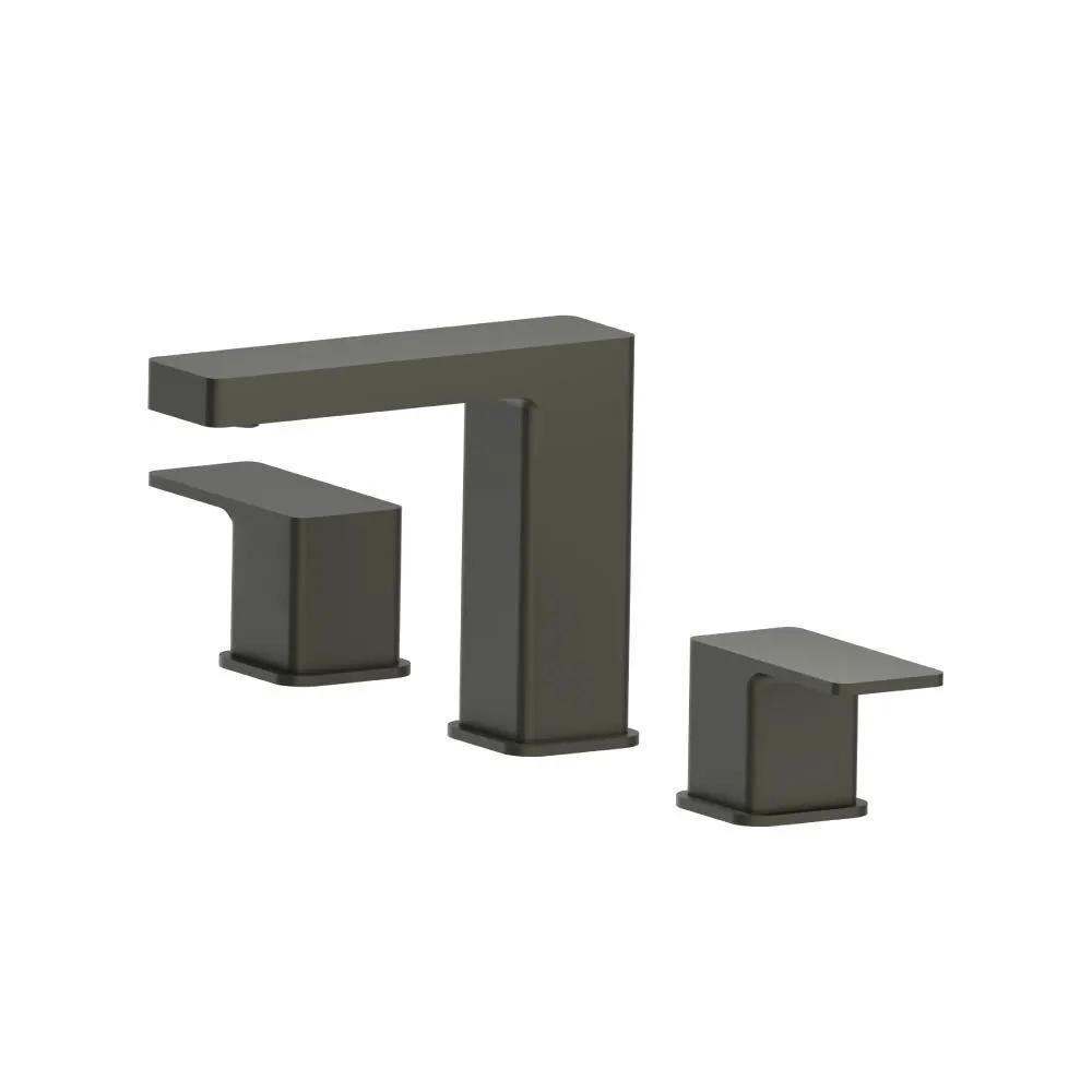 Flusso Serie 196 Three Hole 8" Widespread Two Handle Bathroom Faucet by Flusso