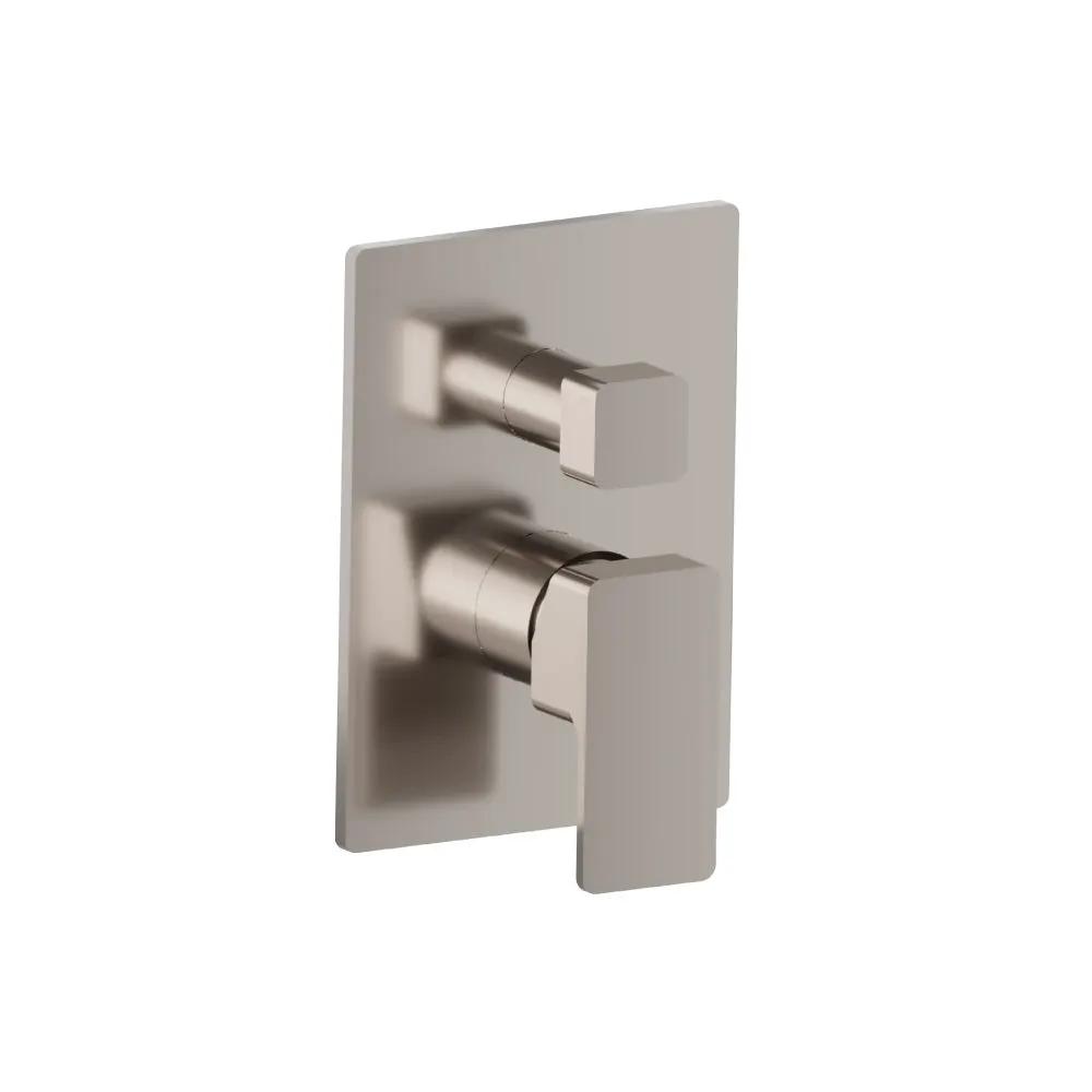 Flusso Serie 196 Tub / Shower Trim with Pressure Balance Valve - 3-Output by Flusso