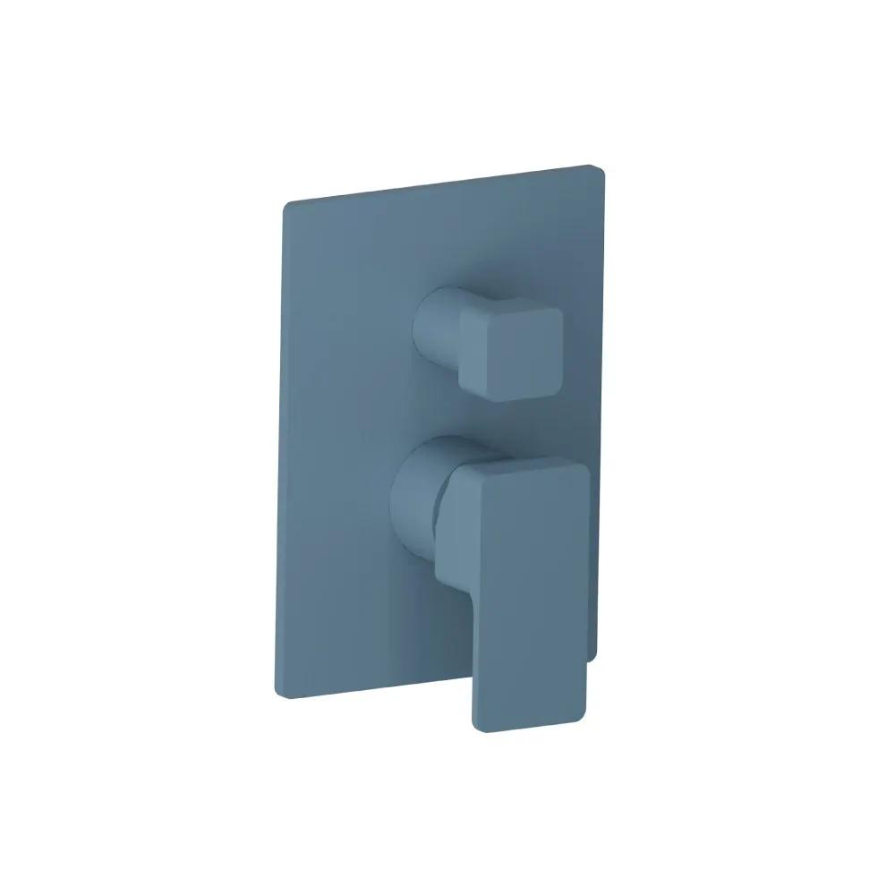 Flusso Serie 196 Tub / Shower Trim with Pressure Balance Valve - 3-Output by Flusso