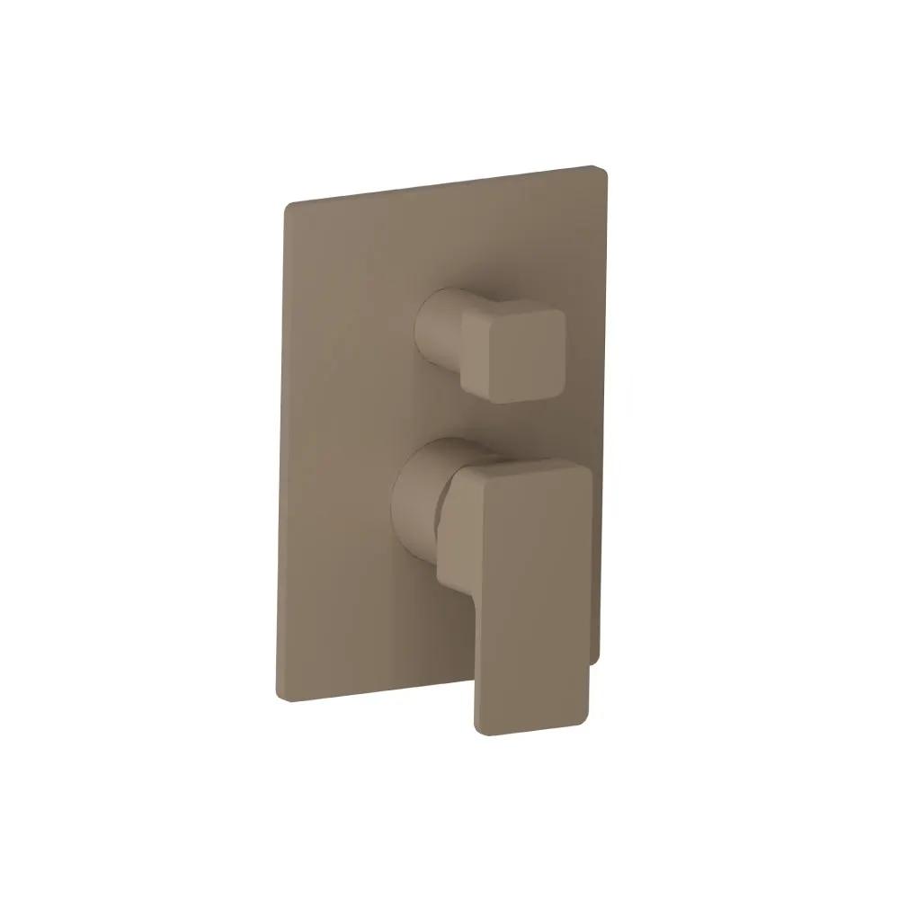 Flusso Serie 196 Tub / Shower Trim with Pressure Balance Valve - 3-Output by Flusso