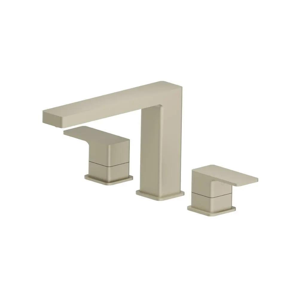 Flusso Serie 196 3 Hole Deck Mount Roman Tub Faucet by Flusso