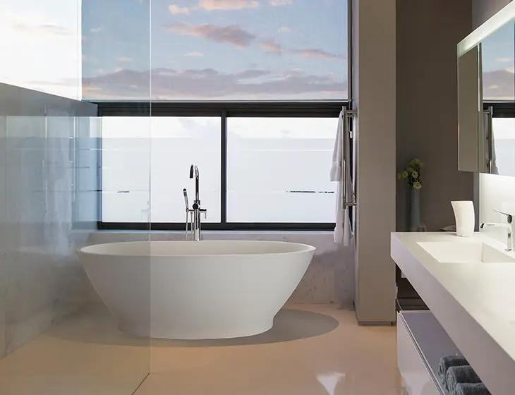 white bathtub