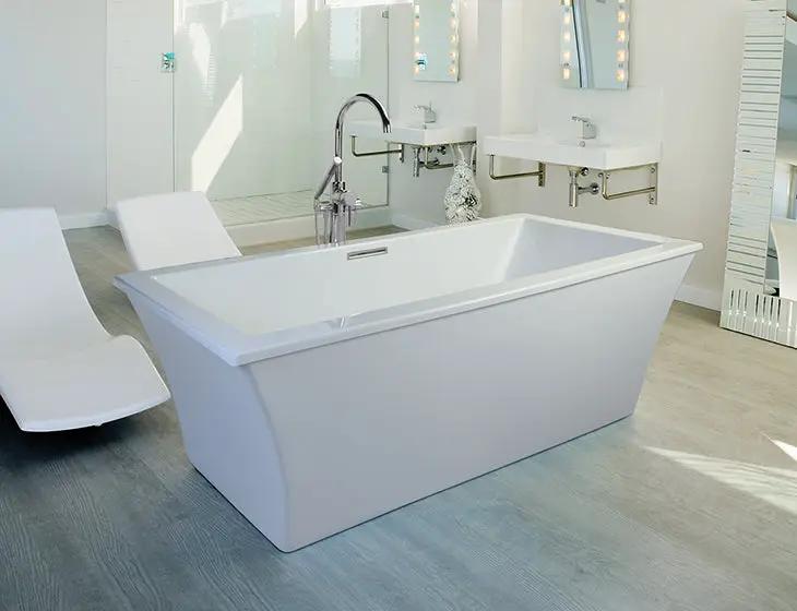 white bathtub