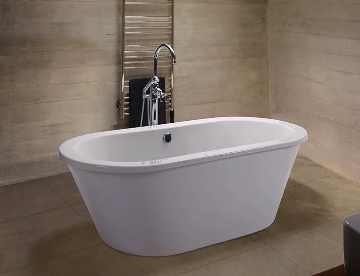 white bathtub