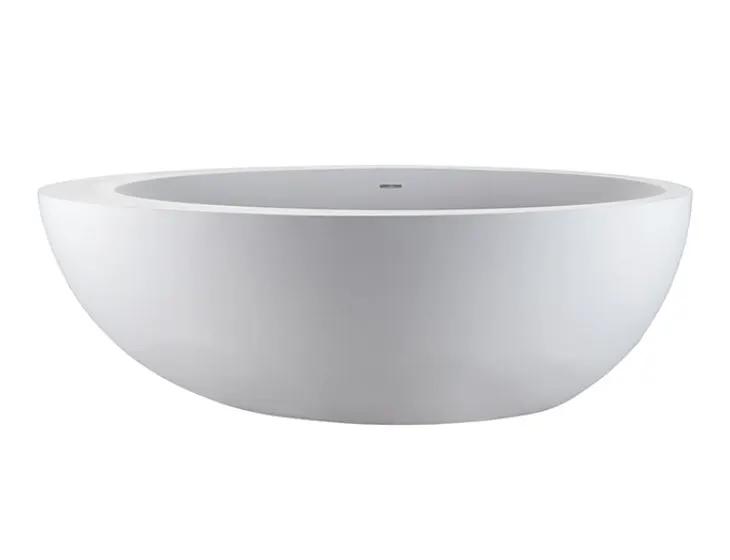 white bathtub