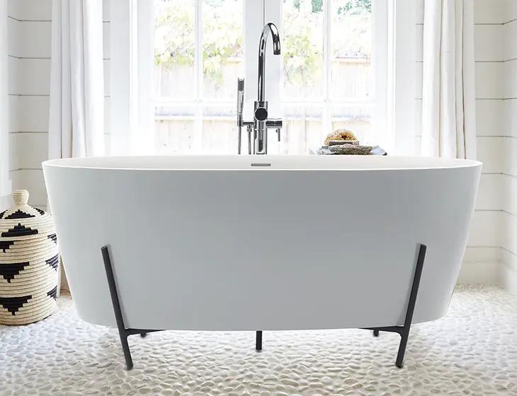 white bathtub