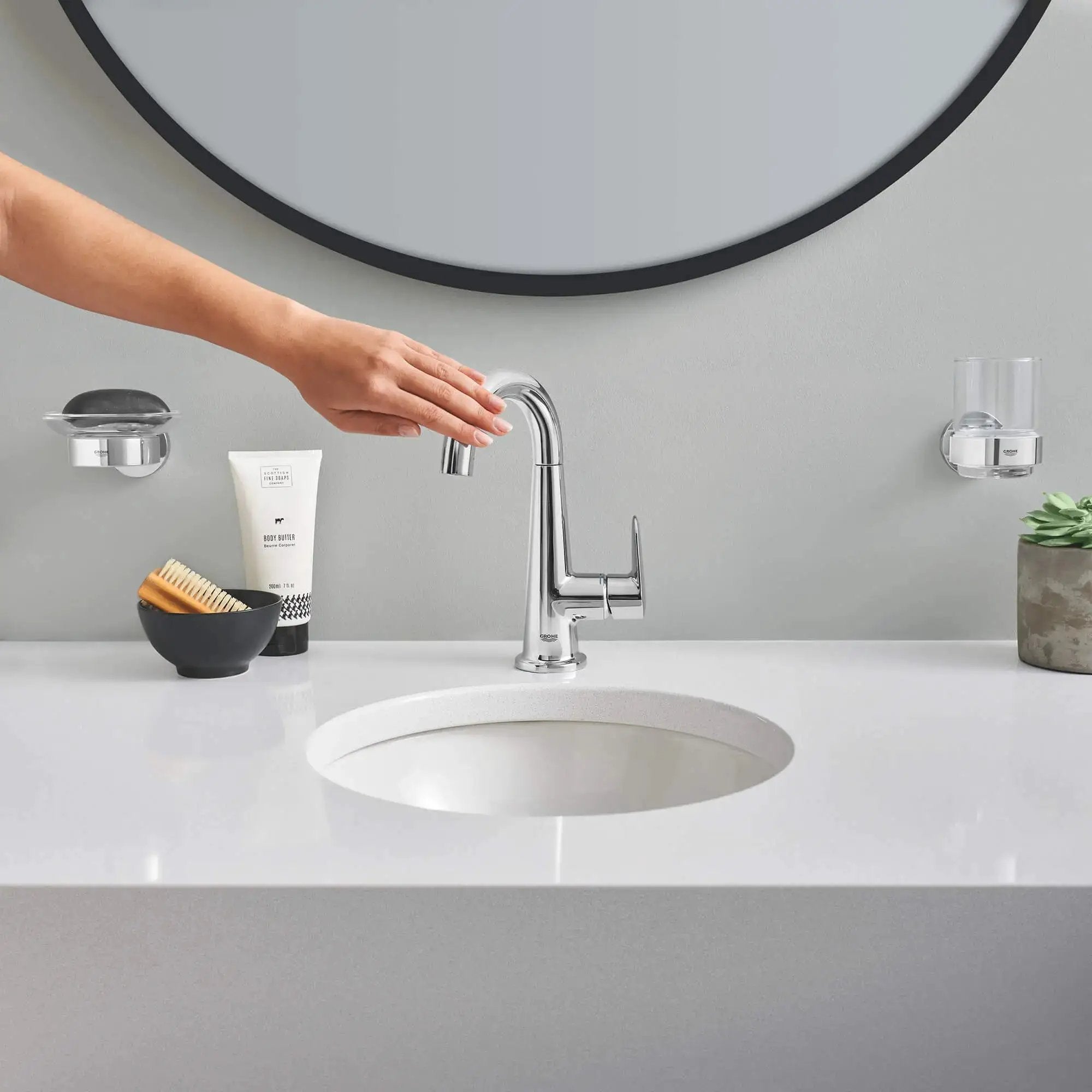 chrome bathroom tumbler