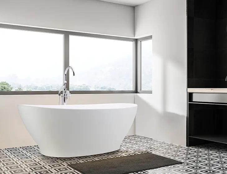 white bathtub