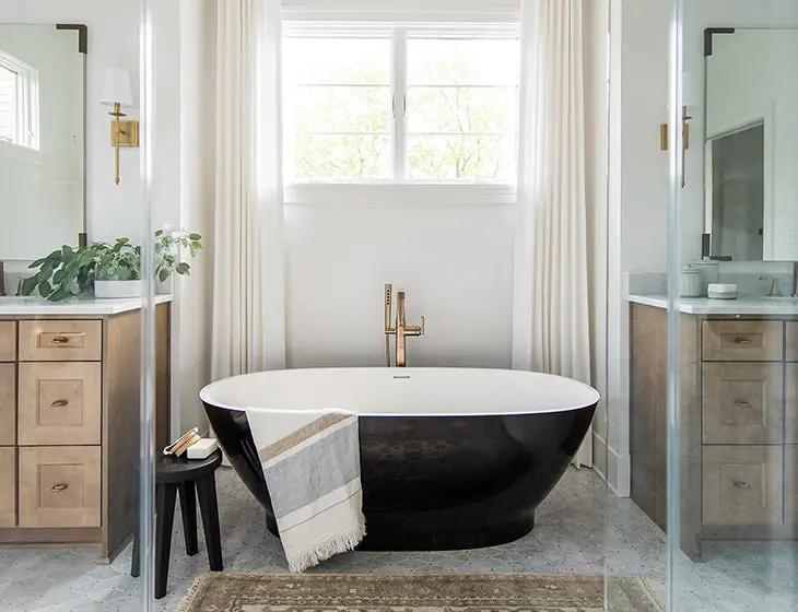 white bathtub
