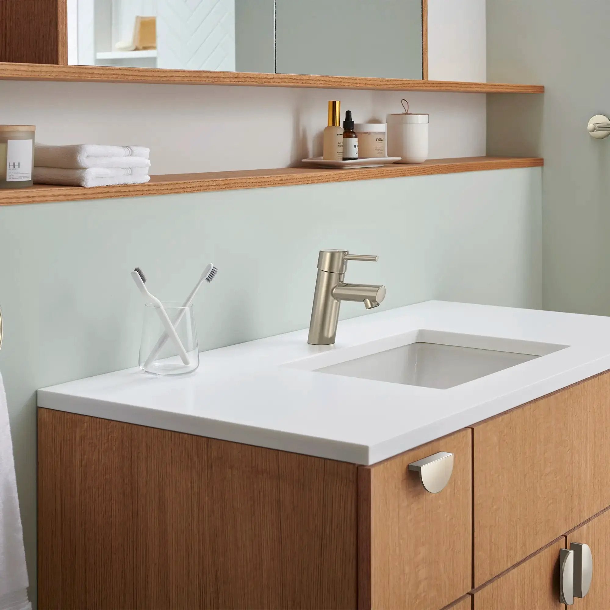 brushed nickel bathroom faucet