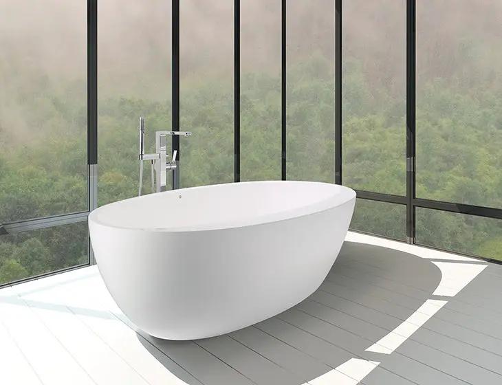 white bathtub