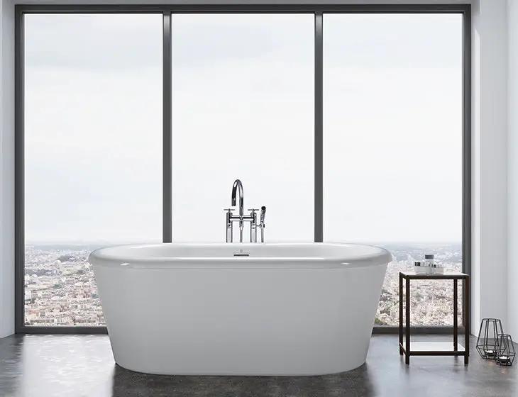 white bathtub