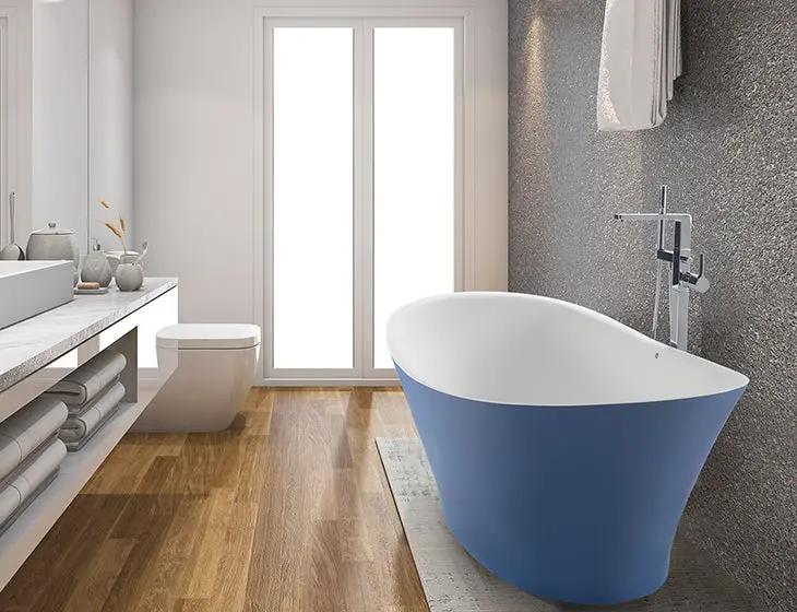 white bathtub