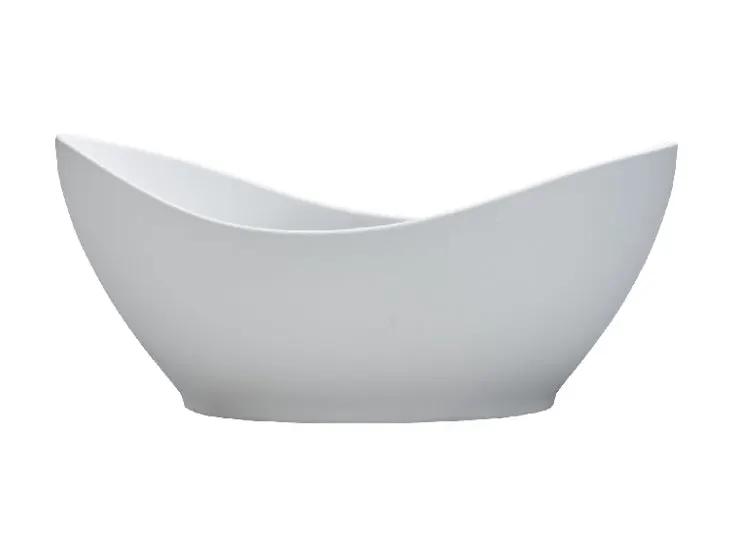 white bathtub