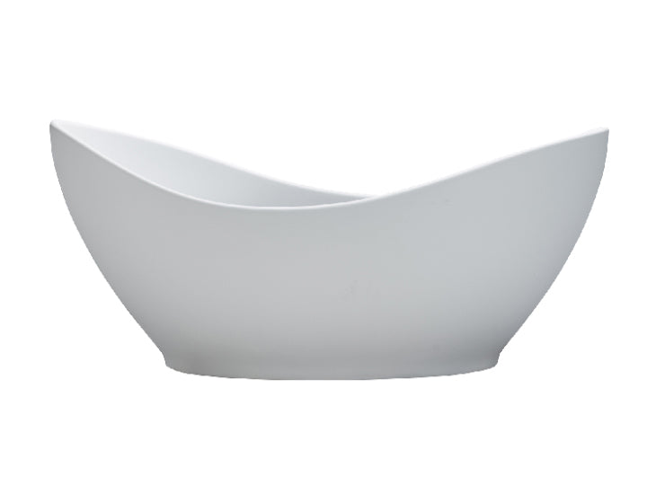 white bathtub