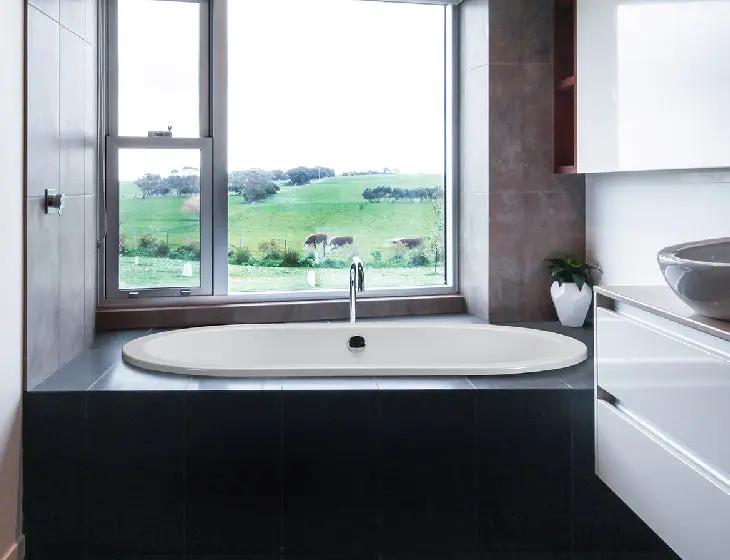 white bathtub