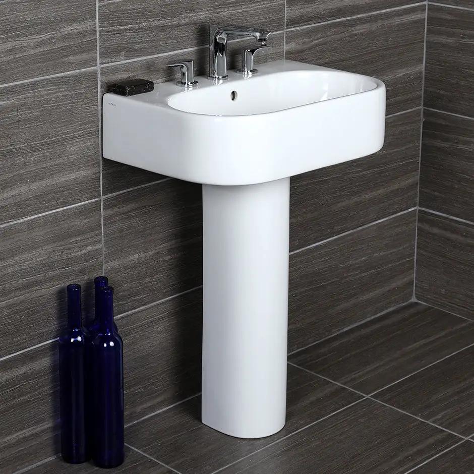 white sink