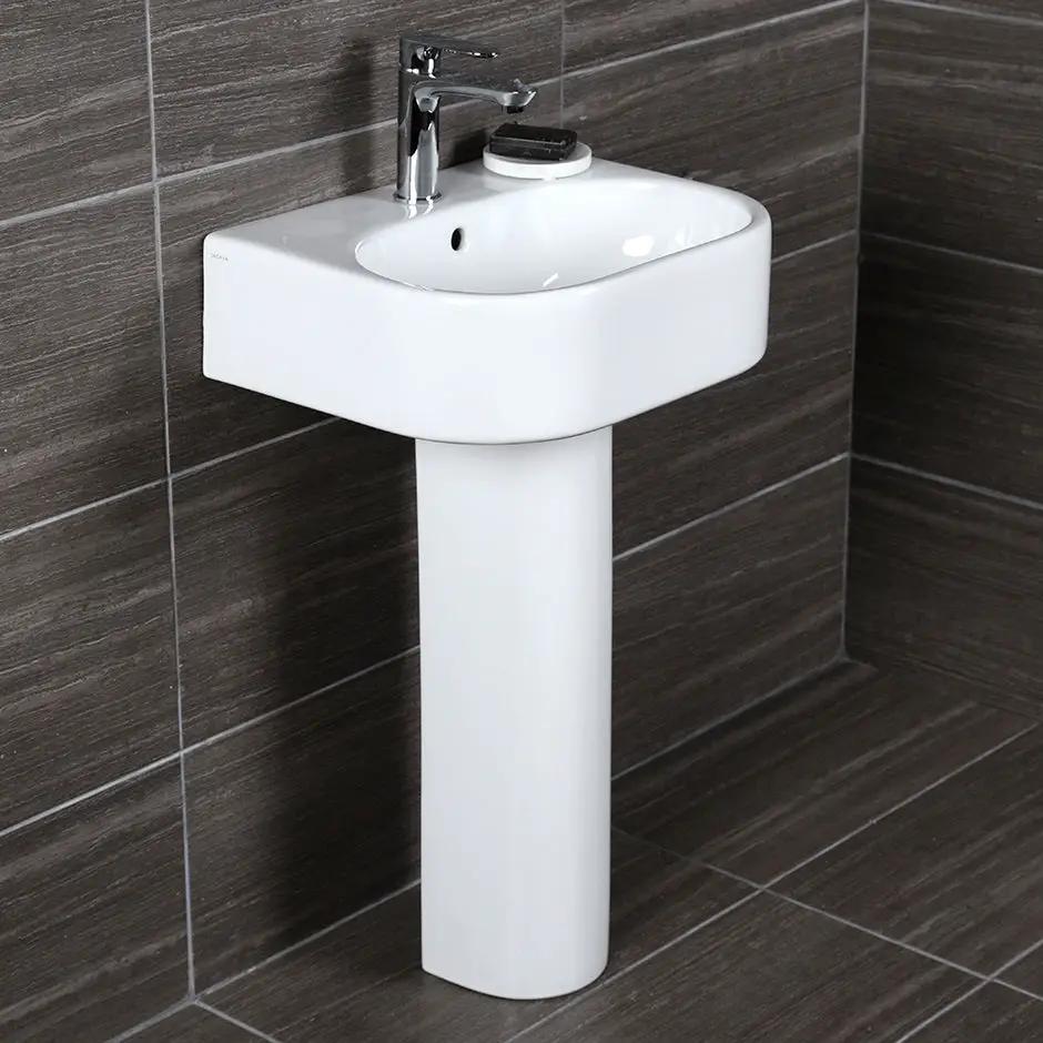white sink
