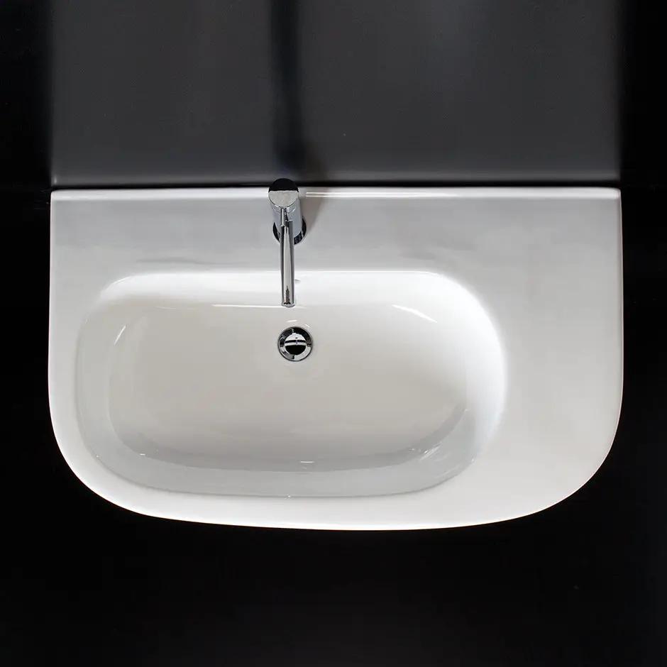 white sink