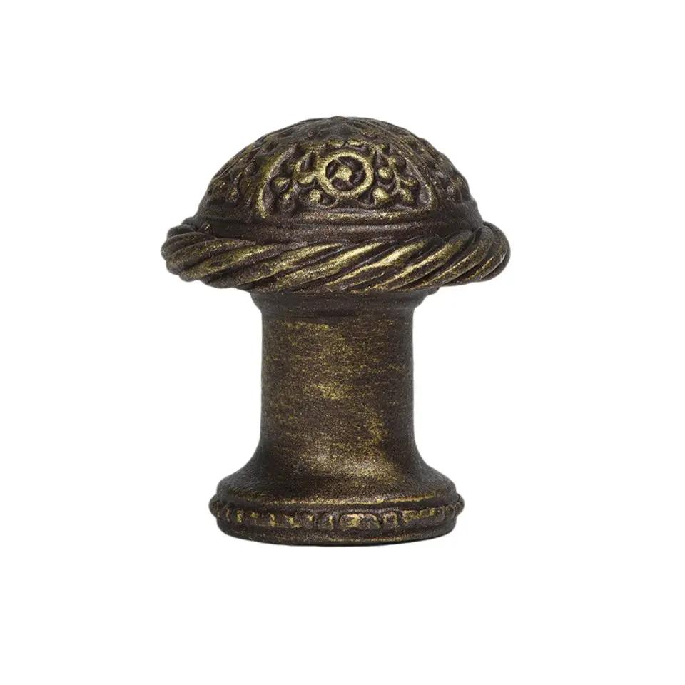 Carpe Diem Millennium Small Knob with Rope Border by Carpe Diem