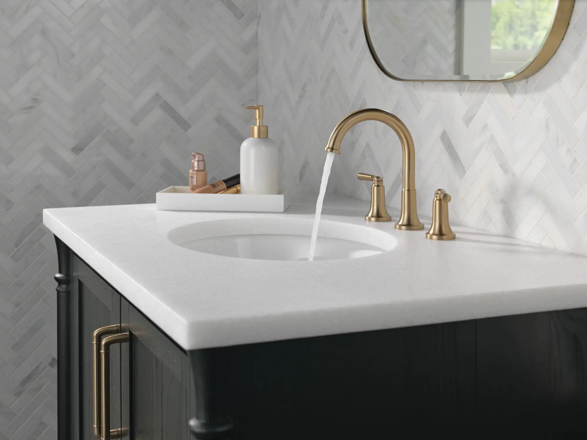 champagne bronze bathroom faucet
