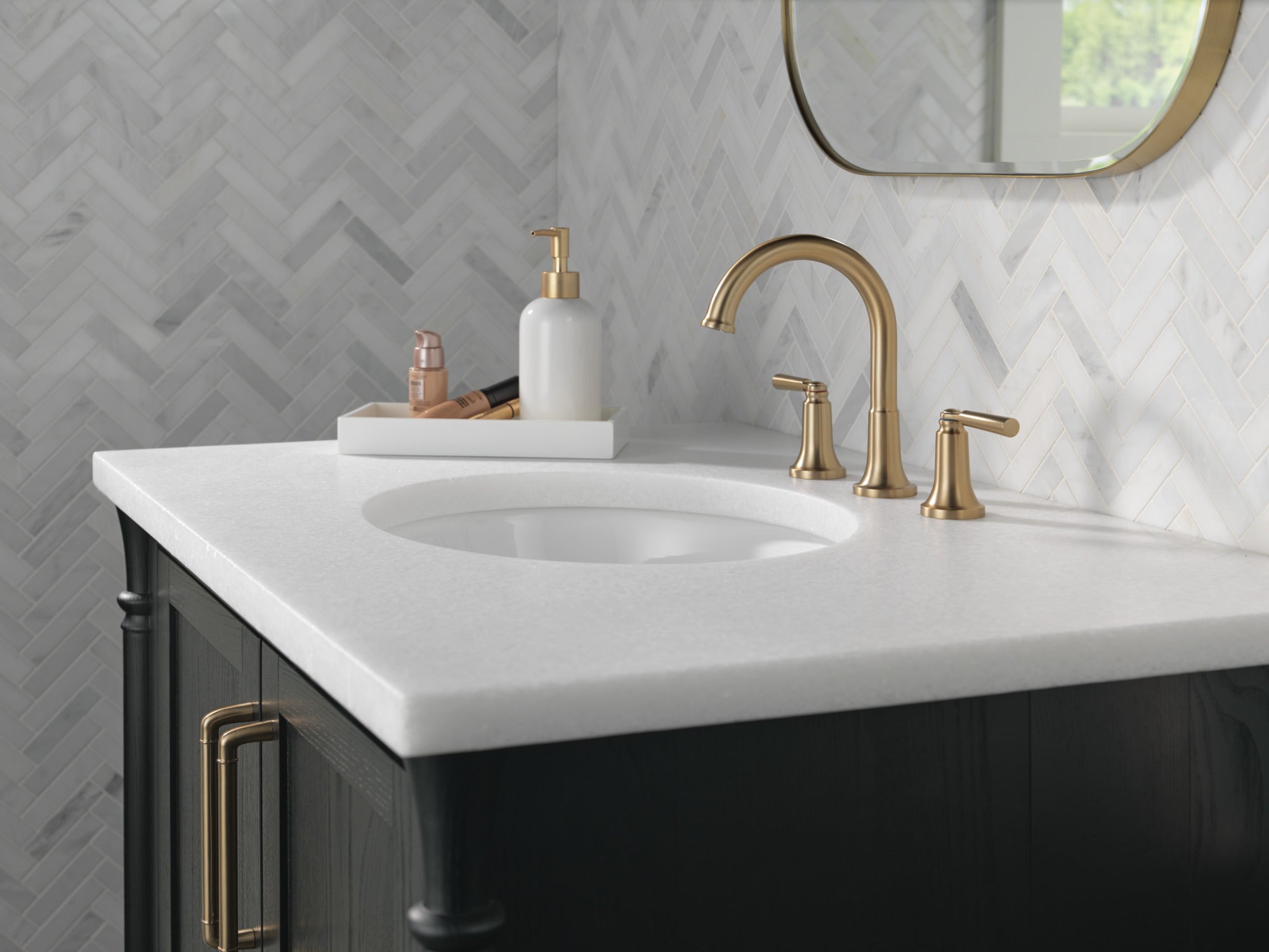 champagne bronze bathroom faucet