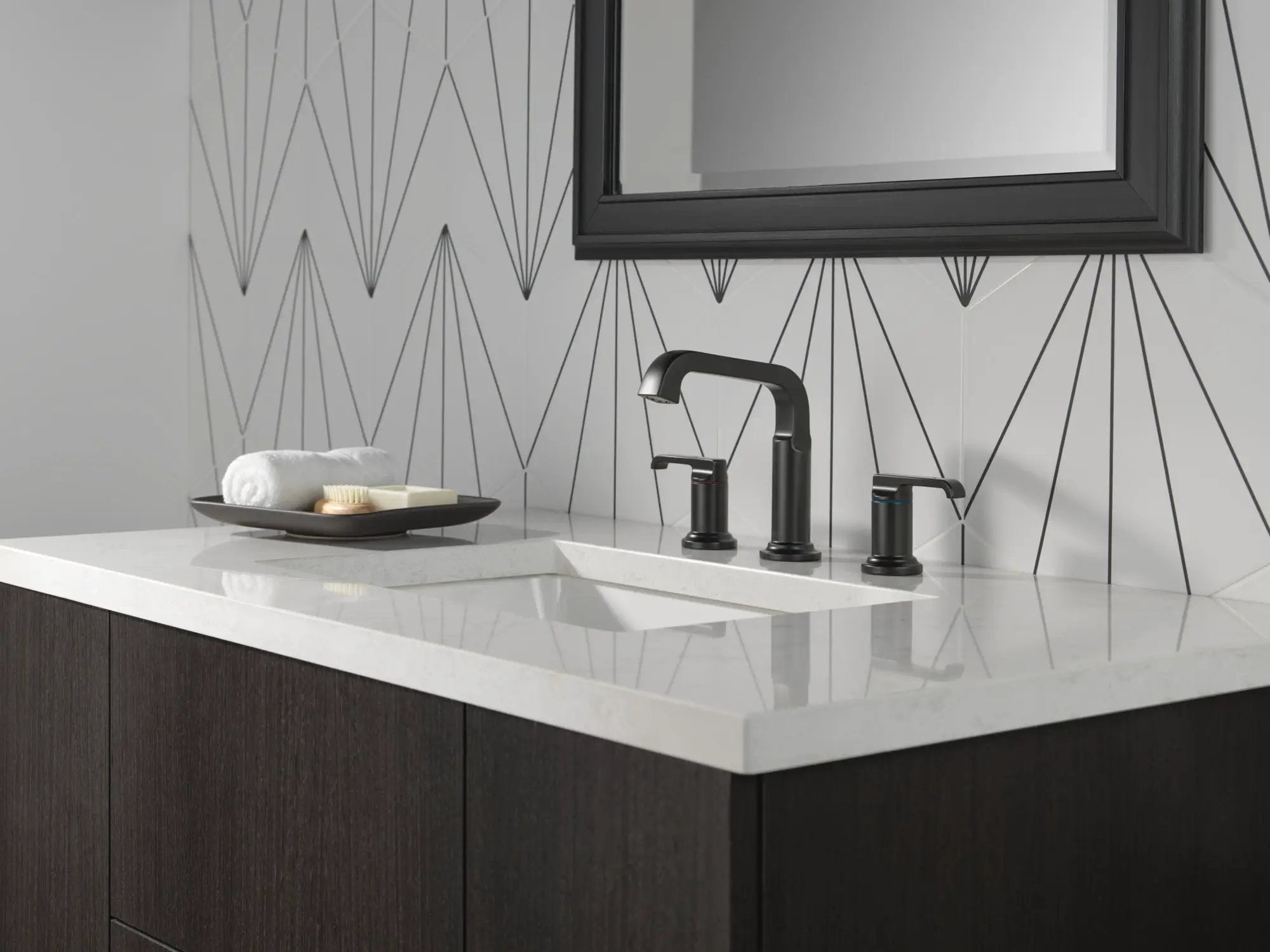 matte black bathroom faucet