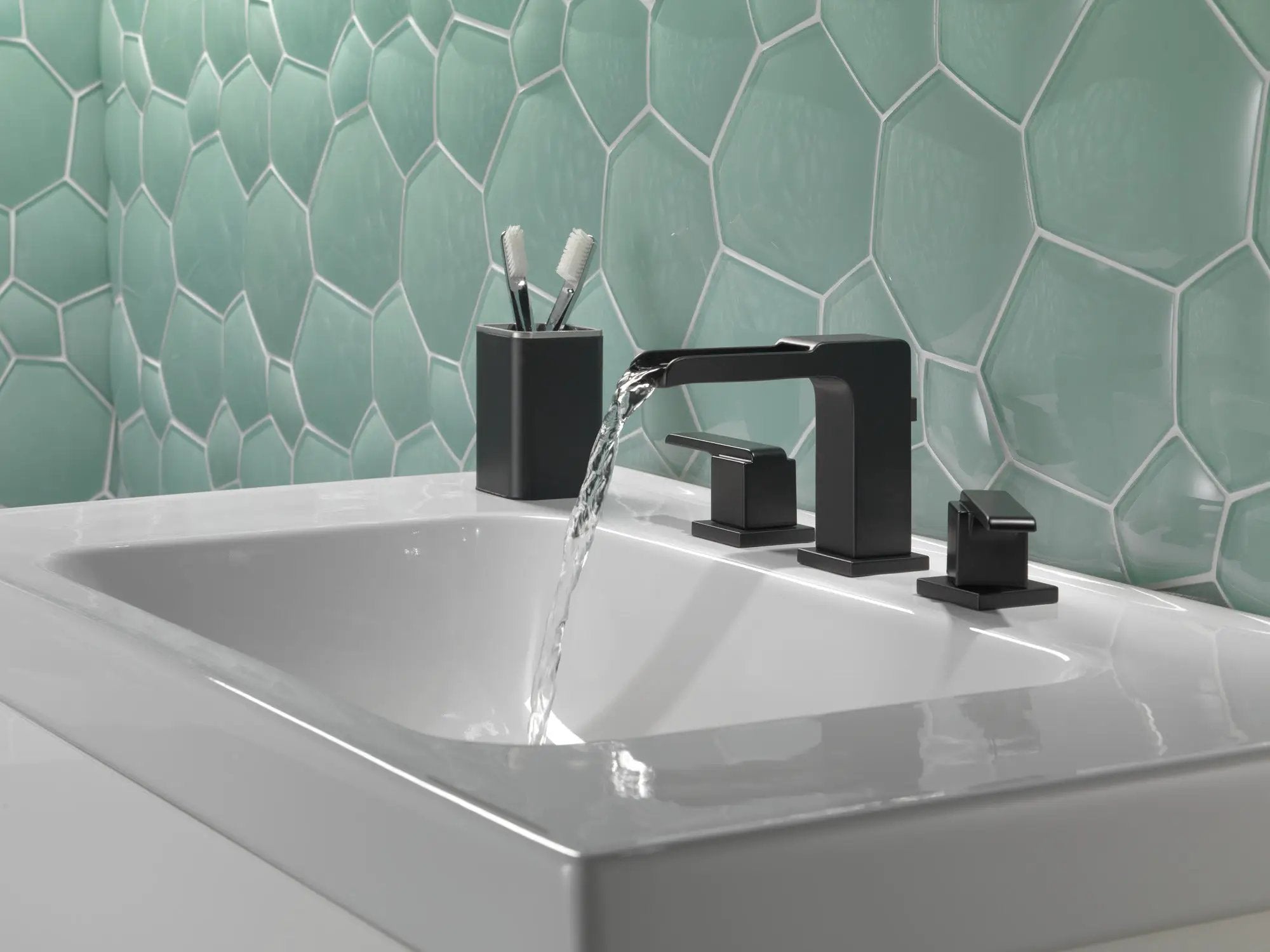 matte black bathroom faucet