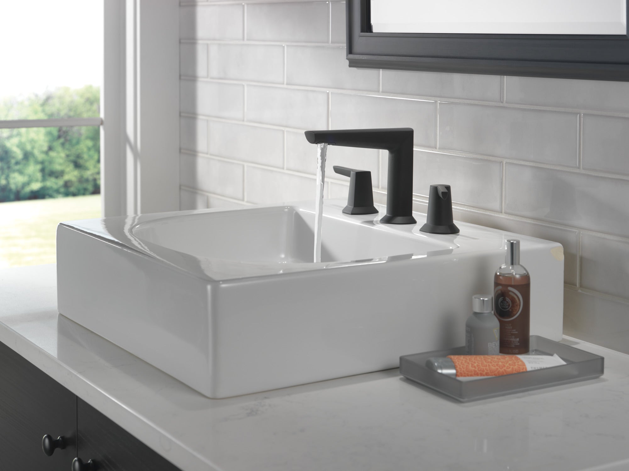 matte black bathroom faucet