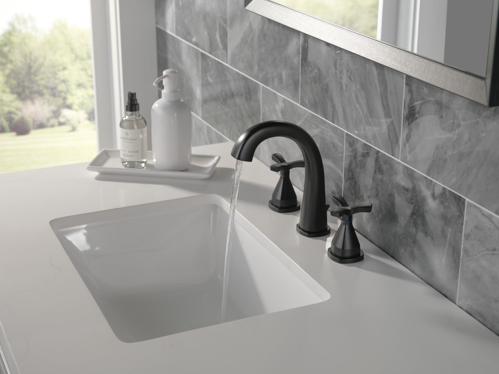 matte black bathroom faucet