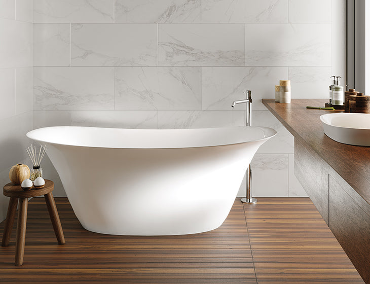 white bathtub